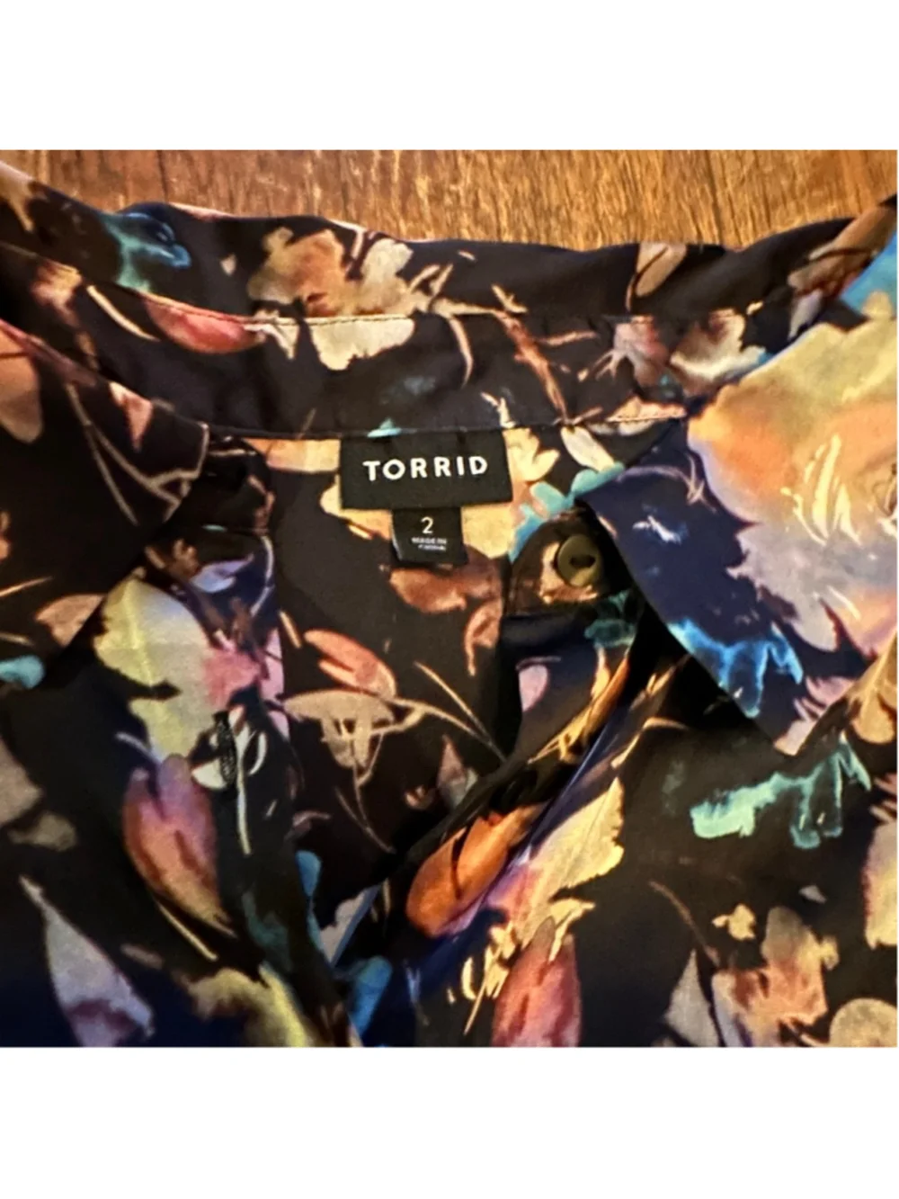 Women's Torrid Floral Button Down Shirt 2X Black Pink Blue Summer